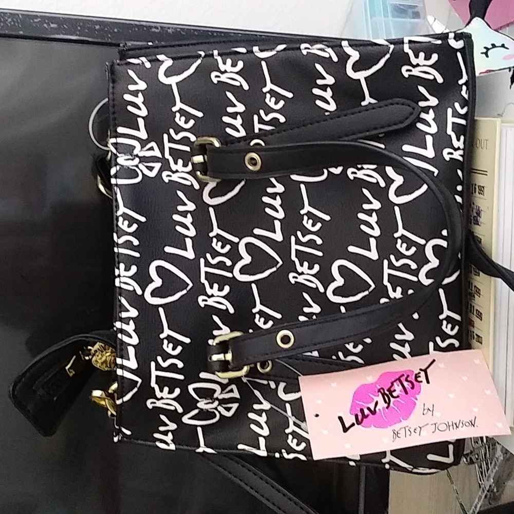 Betsey Johnson Purses Limited time offer till the end of thankgv